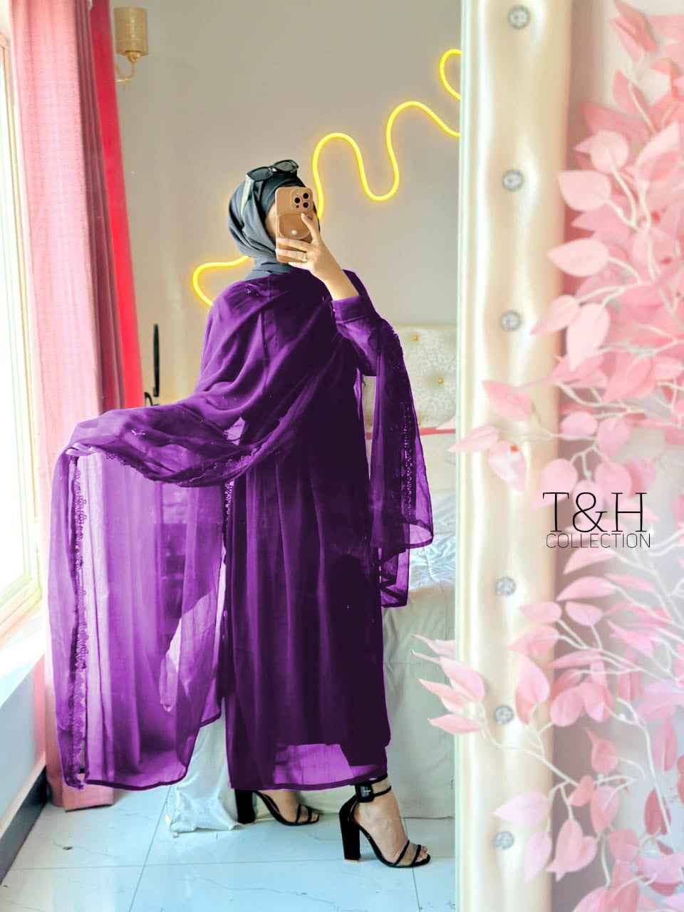 Elegant Chiffon Dupatta Maxi Dress for Graceful Occasions