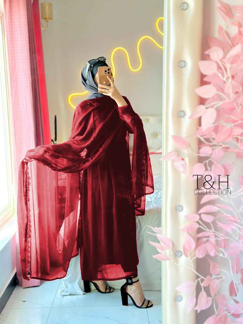 Elegant Chiffon Dupatta Maxi Dress for Graceful Occasions