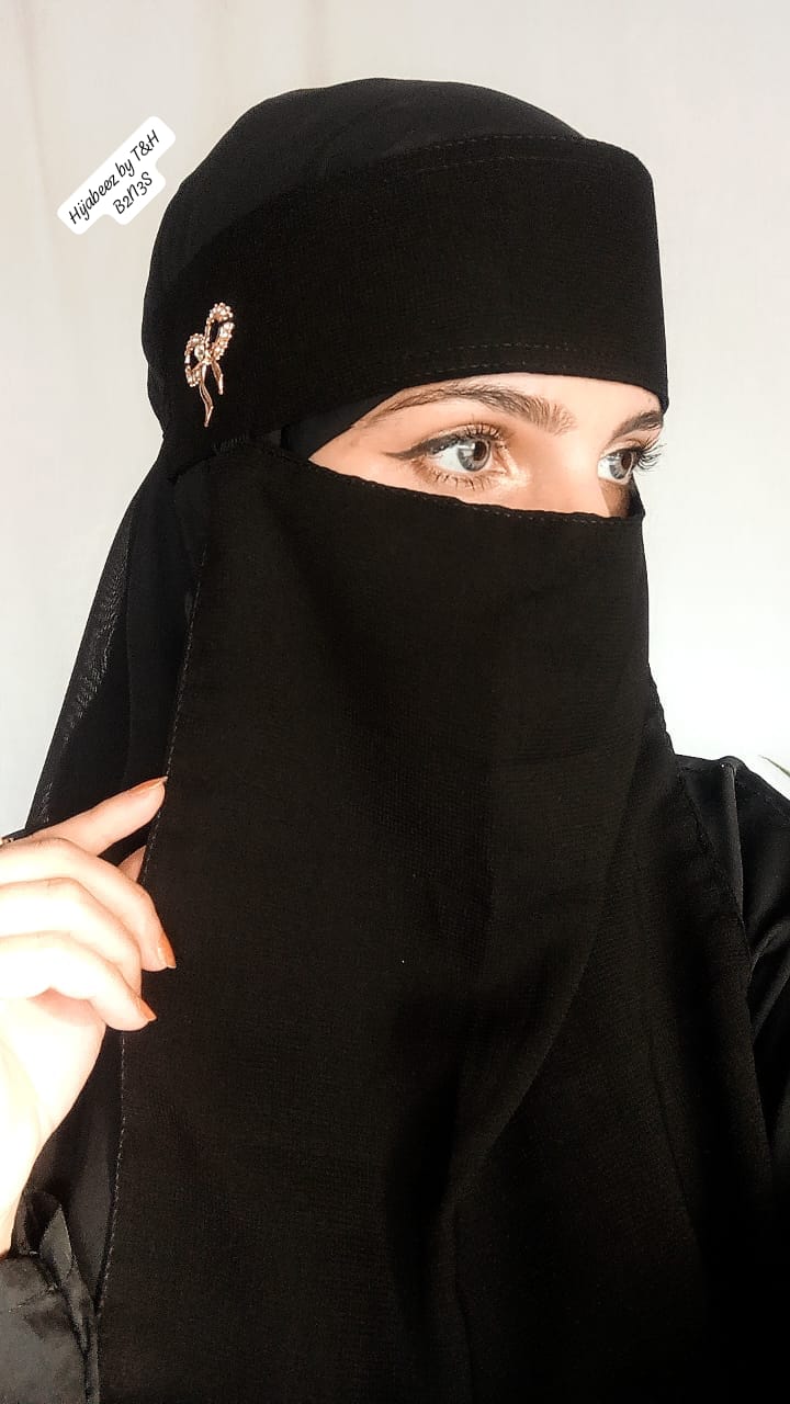 Mix Brooch Saudi Nikab Elegant Modest Wear With Stylish Detailing