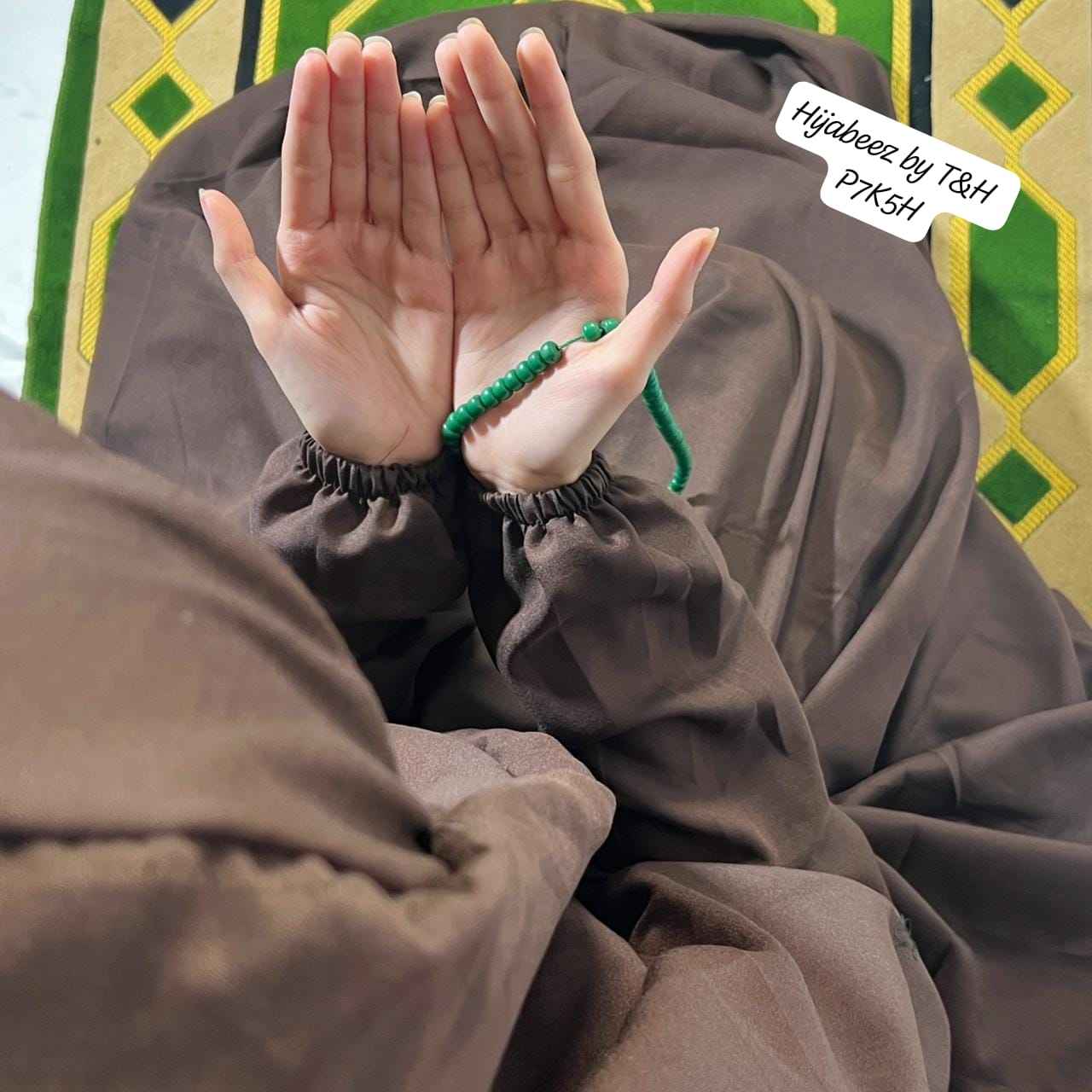 Best Prayer Khimars For Muslim Women