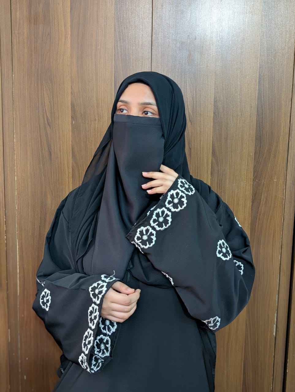 Graceful Embroidered Sleeves Abaya