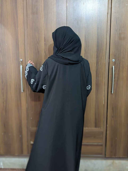Graceful Embroidered Sleeves Abaya