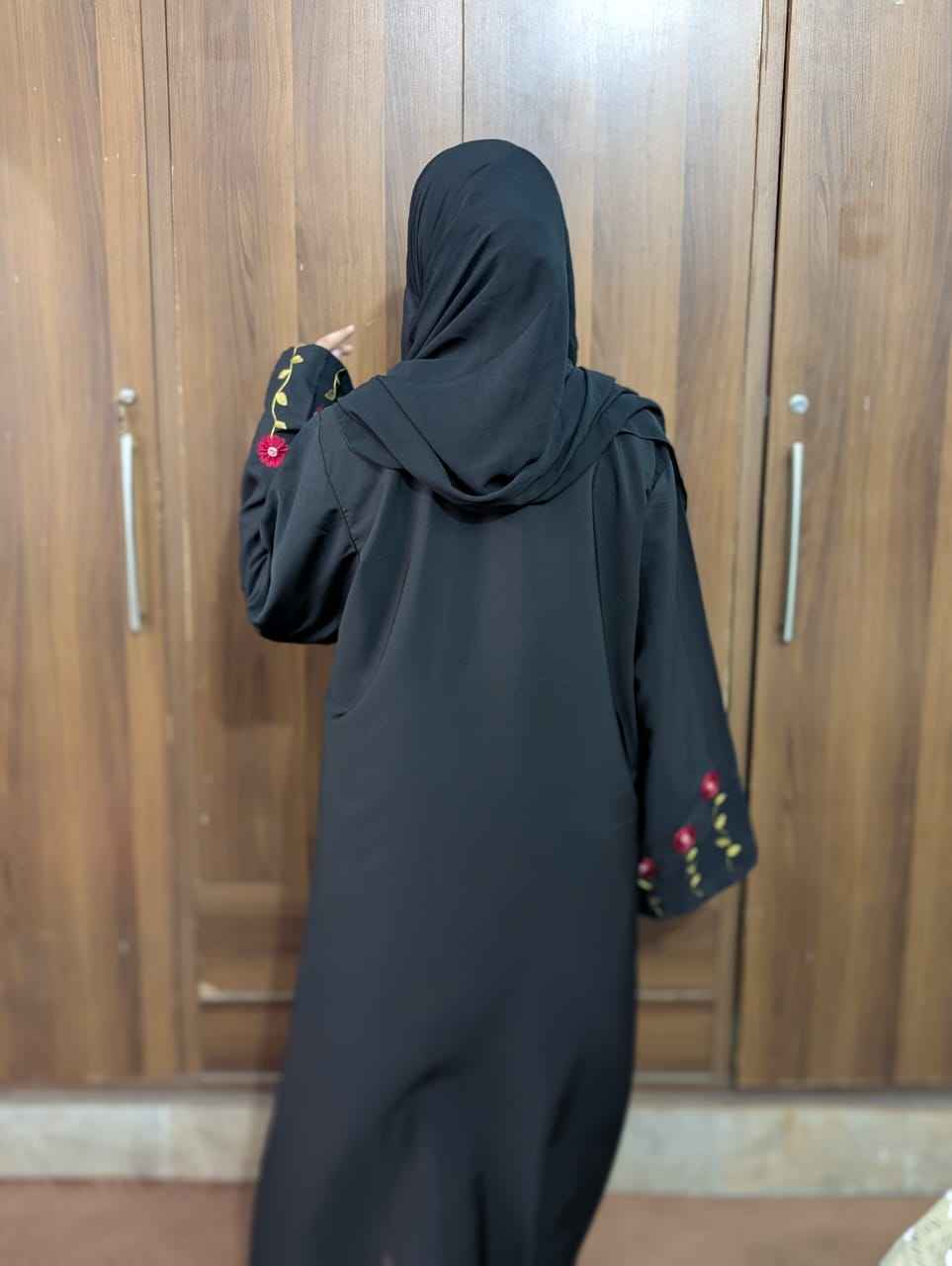 Classy Embroidered Sleeves Abaya