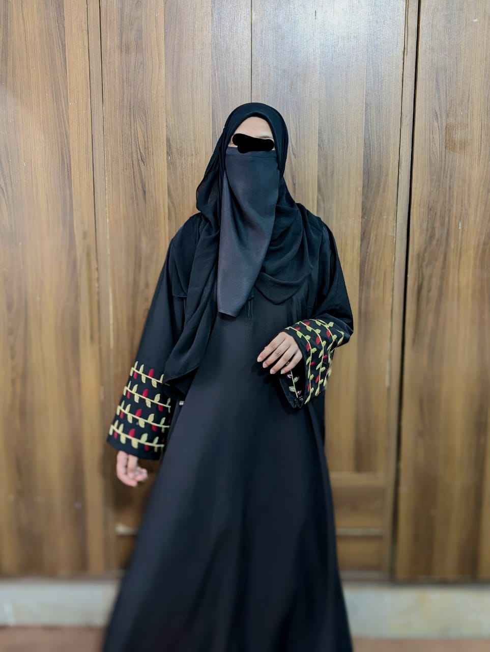 Elegant Embroidered Sleeves Abaya