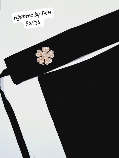 Mix Brooch Saudi Nikab Elegant Modest Wear With Stylish Detailing