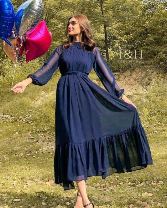 Luxurious and Flowing Chiffon Maxi Dress for Effortless Elegance